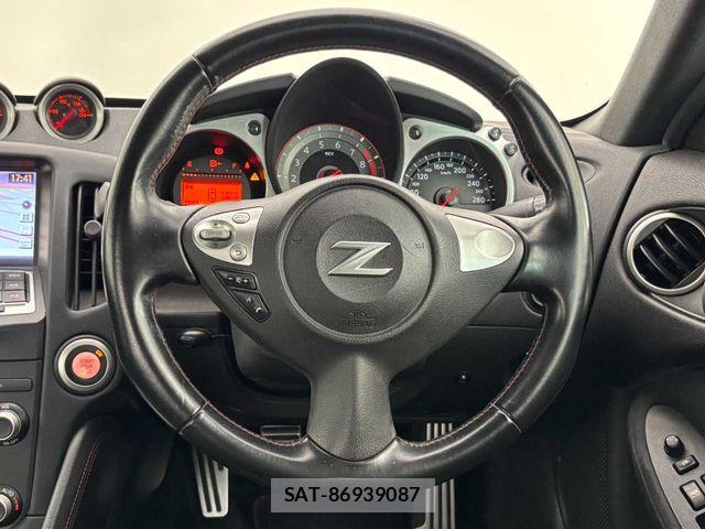 Nissan FAIRLADY Z 2013-03 7454252-12