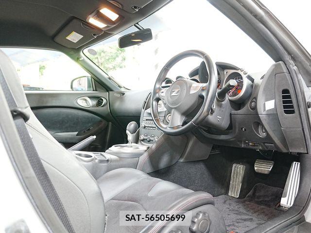 Nissan FAIRLADY Z 2013-04 7500526-12