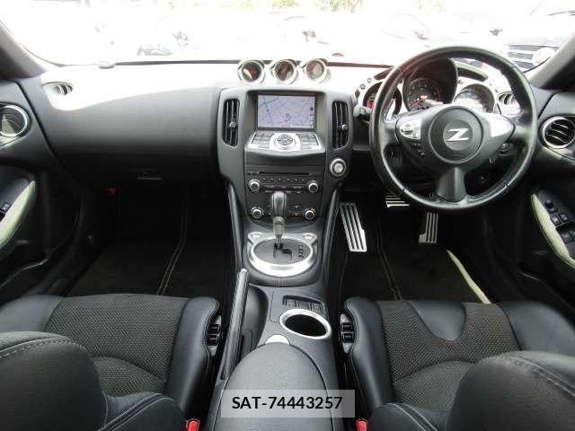 Nissan FAIRLADY Z 2015-04 7500527-11