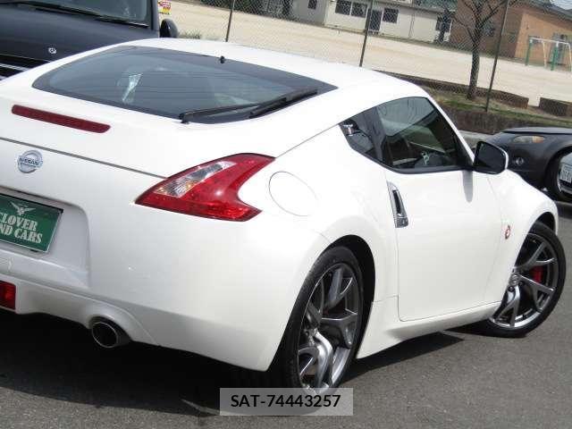 Nissan FAIRLADY Z 2015-04 7500527-16