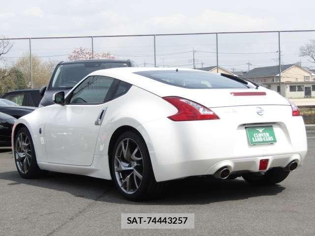 Nissan FAIRLADY Z 2015-04 7500527-24