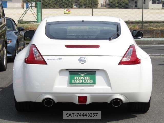 Nissan FAIRLADY Z 2015-04 7500527-28