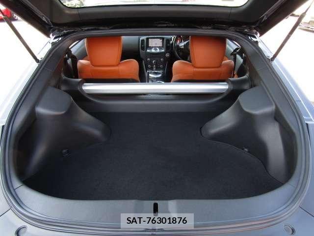 Nissan FAIRLADY Z 2011-11 7500529-13