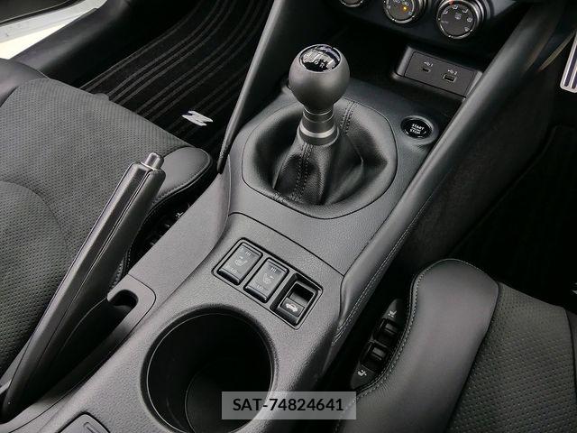 Nissan FAIRLADY Z 2024-10 7616513-14