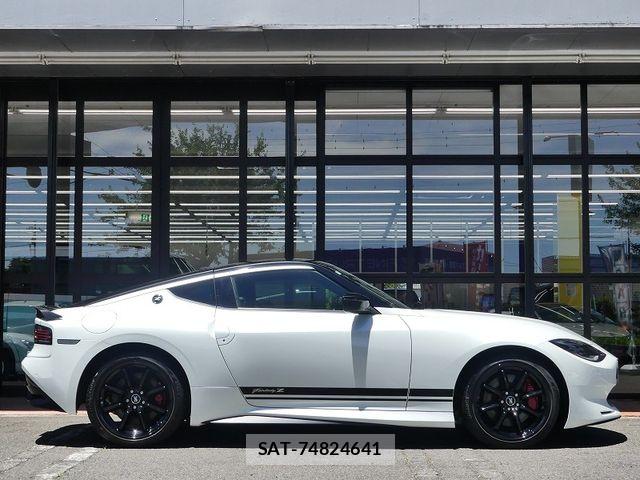 Nissan FAIRLADY Z 2024-10 7616513-6