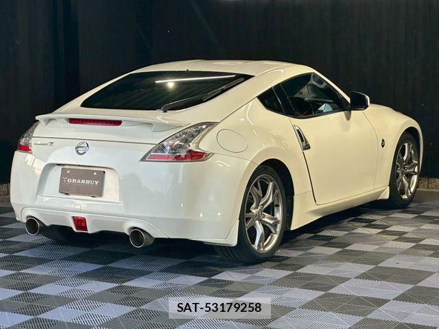 Nissan FAIRLADY Z 2010-11 7723254-13