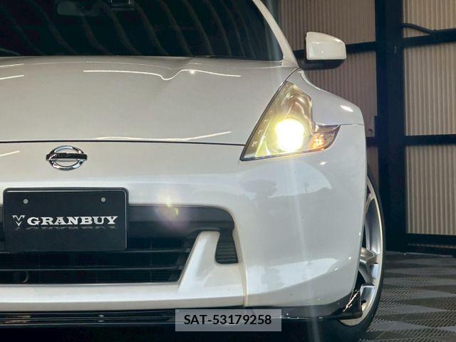 Nissan FAIRLADY Z 2010-11 7723254-18