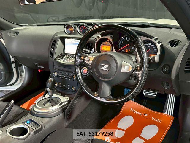 Nissan FAIRLADY Z 2010-11 7723254-4