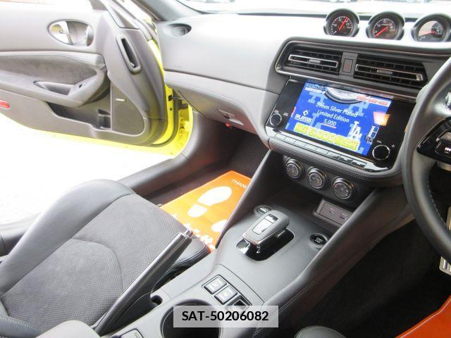Nissan FAIRLADY Z 2023-08 7723249-1