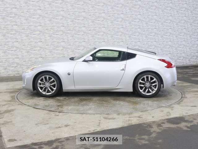 Nissan FAIRLADY Z 2013-08 7784843-11