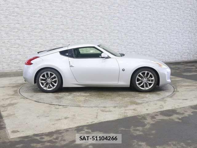 Nissan FAIRLADY Z 2013-08 7784843-12