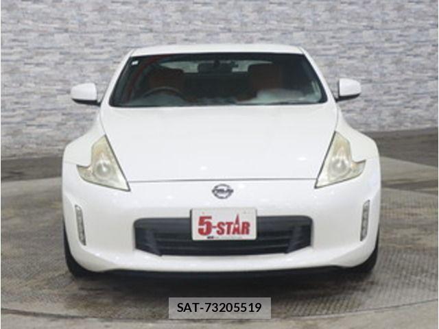 Nissan FAIRLADY Z 2013-02 7876417-6