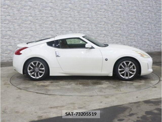 Nissan FAIRLADY Z 2013-02 7876417-8