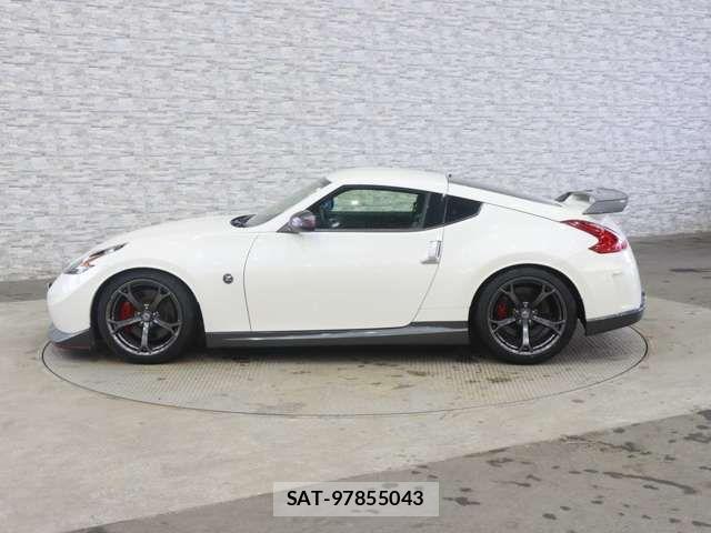 Nissan FAIRLADY Z 2014-06 7961577-11