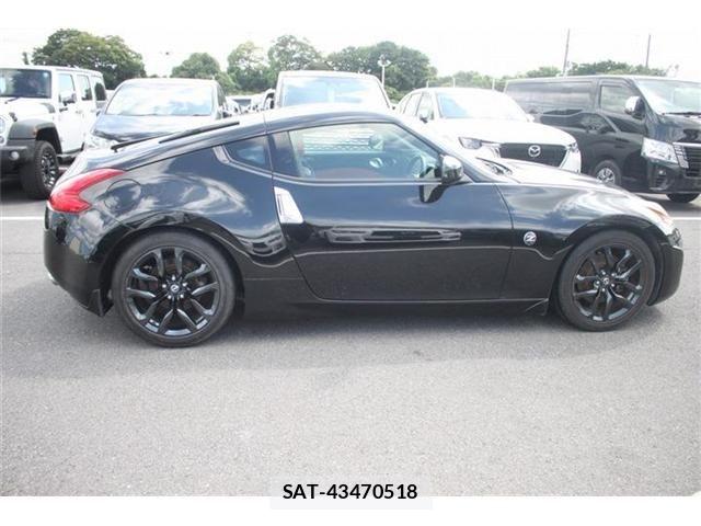 Nissan FAIRLADY Z 2017-05 7979200-21
