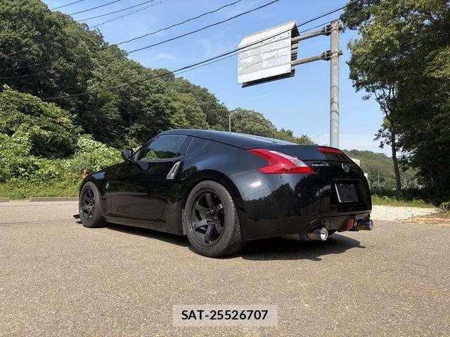 Nissan FAIRLADY Z 2010-07 7979201-11