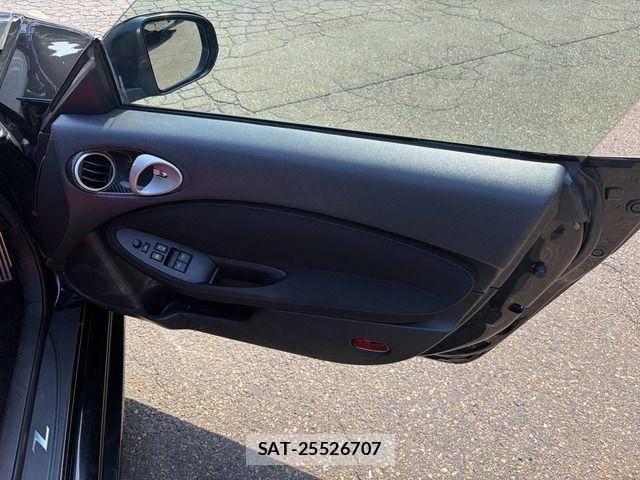 Nissan FAIRLADY Z 2010-07 7979201-13