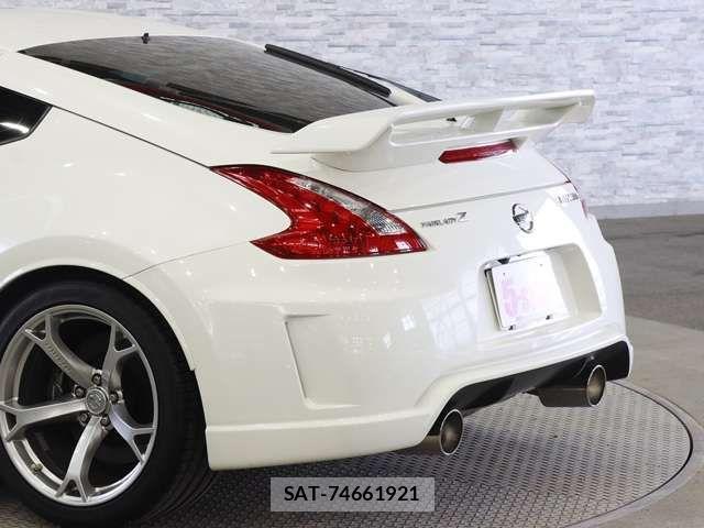 Nissan FAIRLADY Z 2010-03 8035496-9