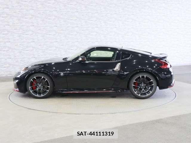 Nissan FAIRLADY Z 2019-04 8035493-11