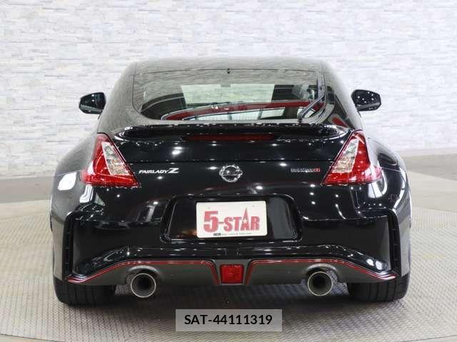Nissan FAIRLADY Z 2019-04 8035493-13