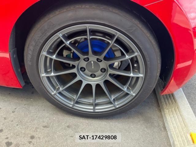 Nissan FAIRLADY Z 2017-06 8073728-9