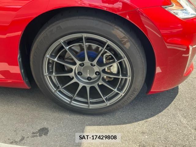 Nissan FAIRLADY Z 2017-06 8073728-11