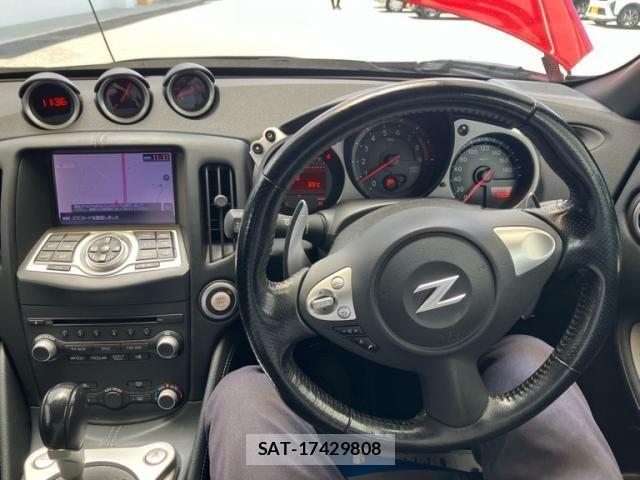 Nissan FAIRLADY Z 2017-06 8073728-20