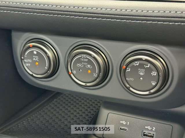 Nissan FAIRLADY Z 2025-03 8099112-15
