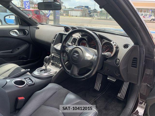 Nissan FAIRLADY Z 2010-05 8130026-16