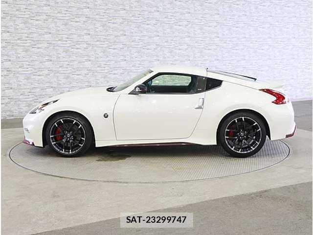 Nissan FAIRLADY Z 2017-01 8145796-11