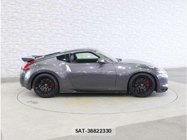 Nissan FAIRLADY Z 2010-03 8145797-12