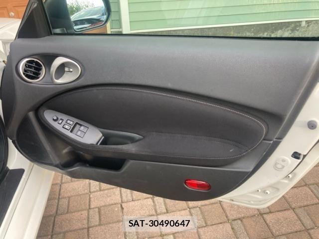 Nissan FAIRLADY Z 2009-12 8207487-15
