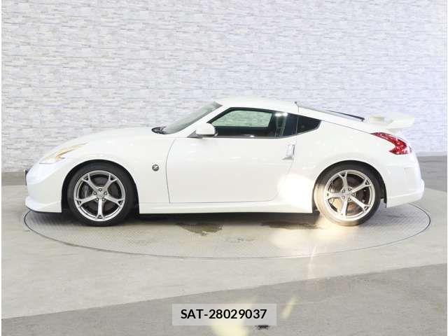 Nissan FAIRLADY Z 2011-12 8229908-12
