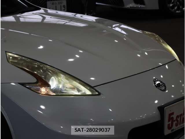 Nissan FAIRLADY Z 2011-12 8229908-15