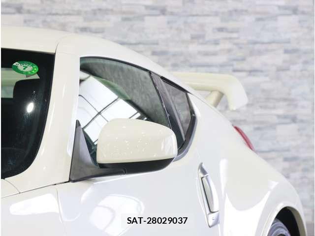 Nissan FAIRLADY Z 2011-12 8229908-17