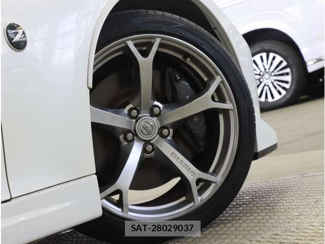 Nissan FAIRLADY Z 2011-12 8229908-19