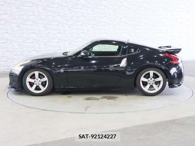 Nissan FAIRLADY Z 2011-03 8229912-11