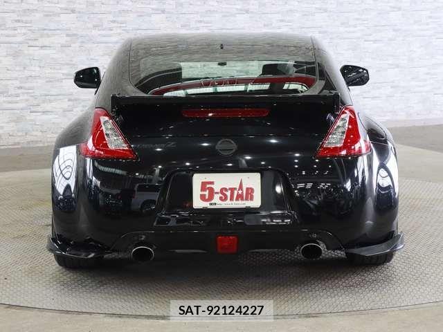 Nissan FAIRLADY Z 2011-03 8229912-13
