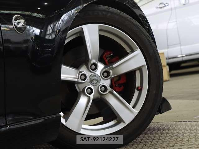 Nissan FAIRLADY Z 2011-03 8229912-18