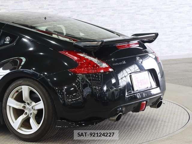 Nissan FAIRLADY Z 2011-03 8229912-19