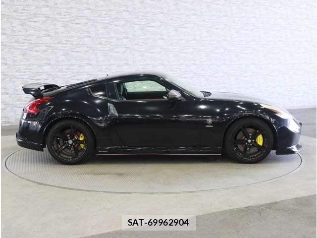 Nissan FAIRLADY Z 2011-03 8335805-13