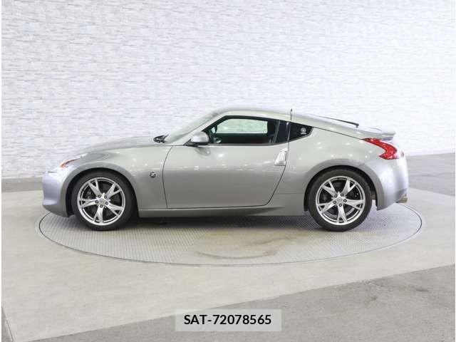 Nissan FAIRLADY Z 2009-01 8365881-12