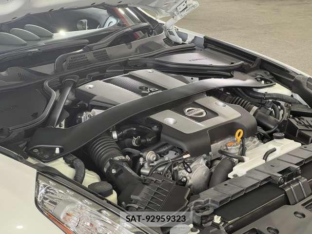 Nissan FAIRLADY Z 2015-01 8365875-19