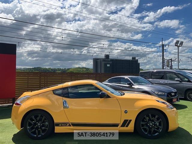 Nissan FAIRLADY Z 2018-10 8365878-8