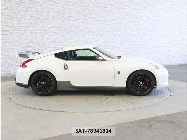 Nissan FAIRLADY Z 2012-10 8365876-13