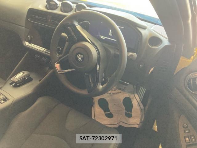Nissan FAIRLADY Z 2024-04 8371650-12