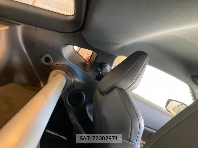 Nissan FAIRLADY Z 2024-04 8371650-14