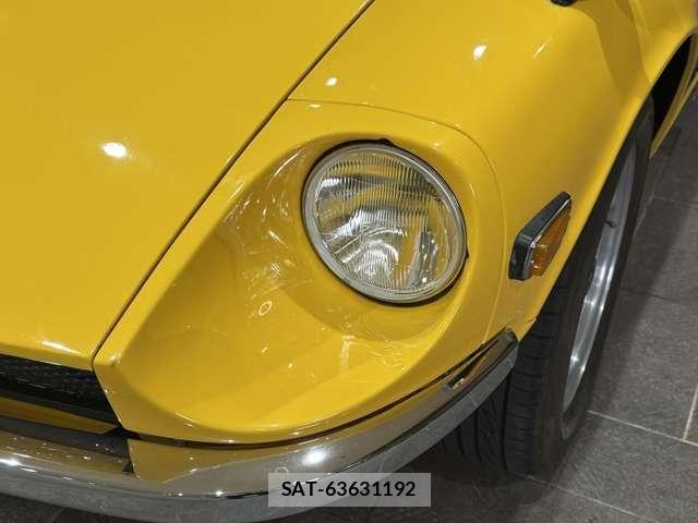 Nissan FAIRLADY Z 1977-11 8524831-3