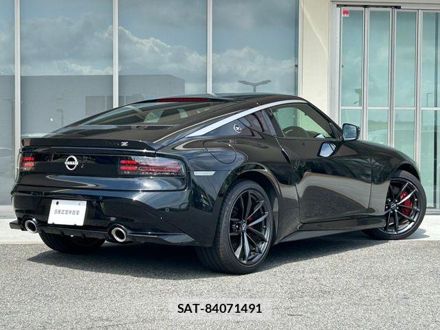 Nissan FAIRLADY Z 2024-06 8528528-1
