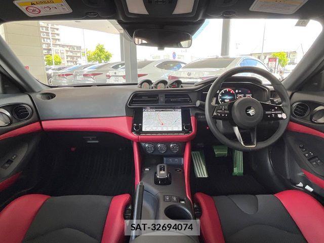 Nissan FAIRLADY Z 2024-04 8524834-1